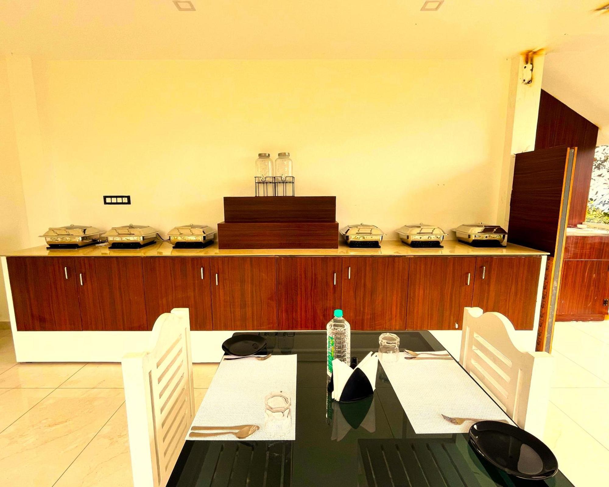Aura Springs Resort Anachal Zewnętrze zdjęcie